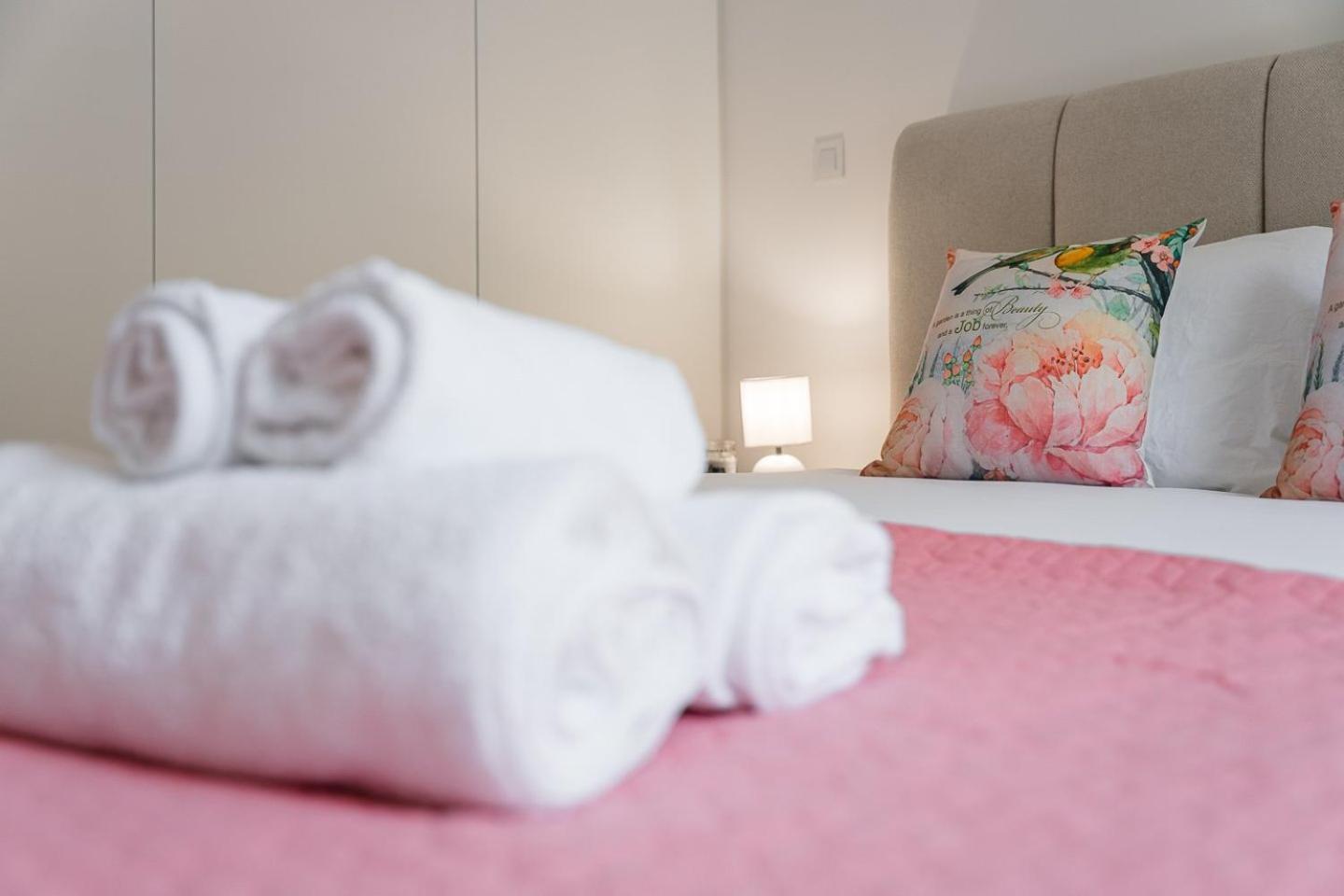 Ferienwohnung Guestready - Majestic Riverside Terrace In Coimbra Exterior foto
