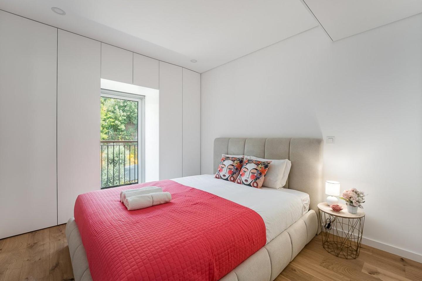 Ferienwohnung Guestready - Majestic Riverside Terrace In Coimbra Exterior foto