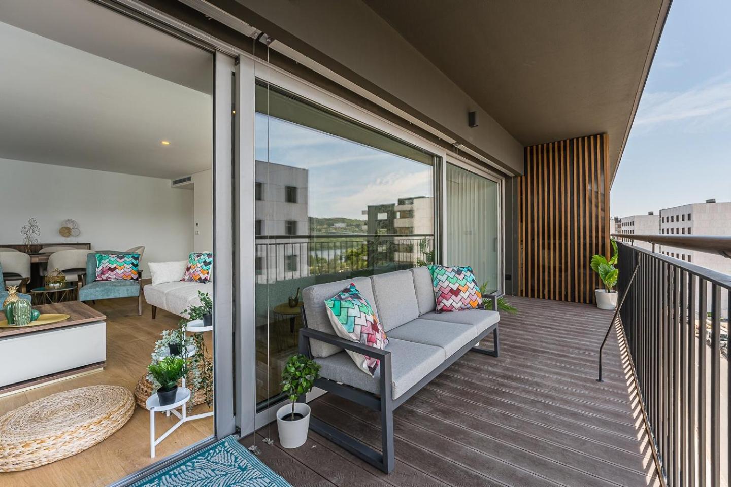 Ferienwohnung Guestready - Majestic Riverside Terrace In Coimbra Exterior foto