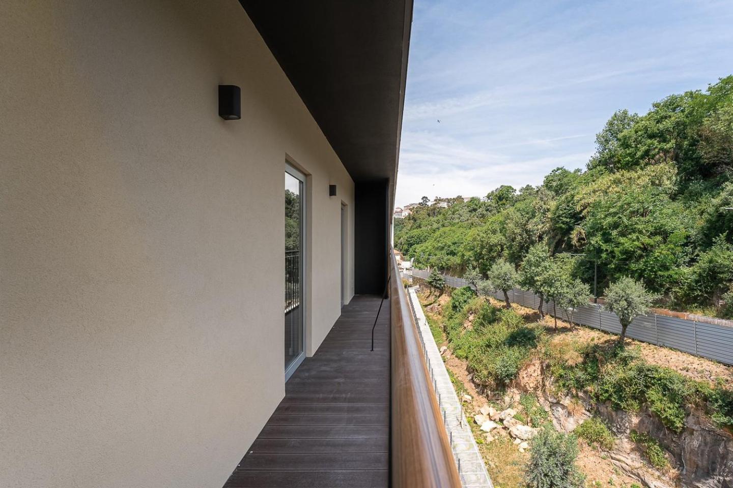 Ferienwohnung Guestready - Majestic Riverside Terrace In Coimbra Exterior foto